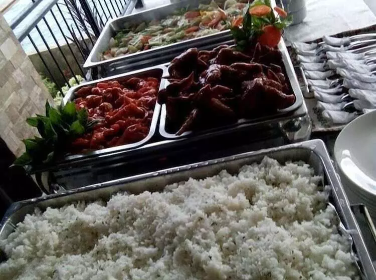 ホテル Cliff Haven Resort & Restaurant