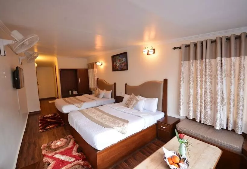 هتل Happy Home The Lake Paradise