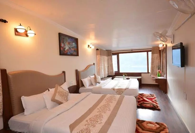 هتل Happy Home The Lake Paradise