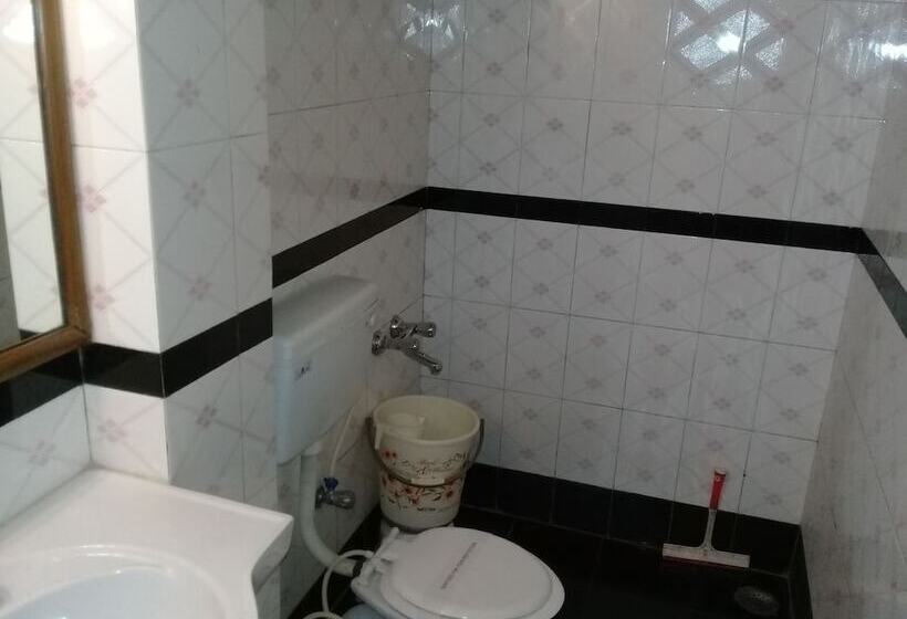 Hotel Happy Home The Lake Paradise