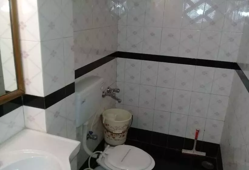 هتل Happy Home The Lake Paradise