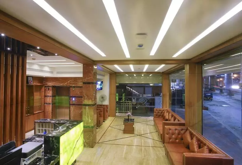 Hotelli Navarathna