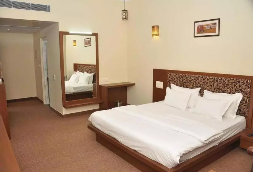 Hotelli Neelkanth S Bagar Inn Resort