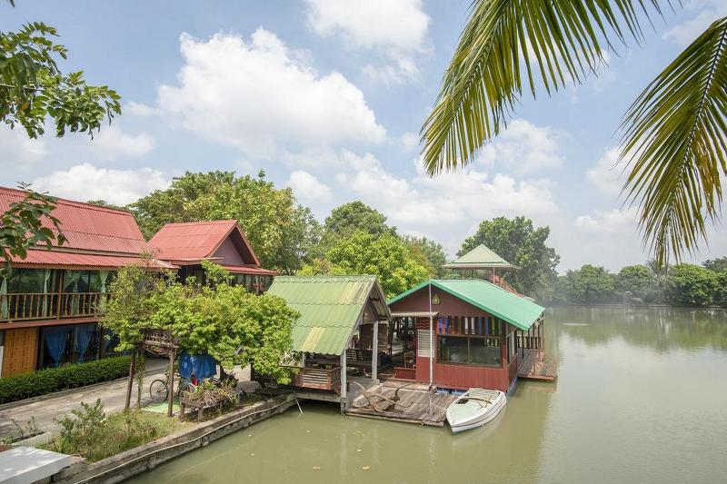 Otel Raknatee Resort