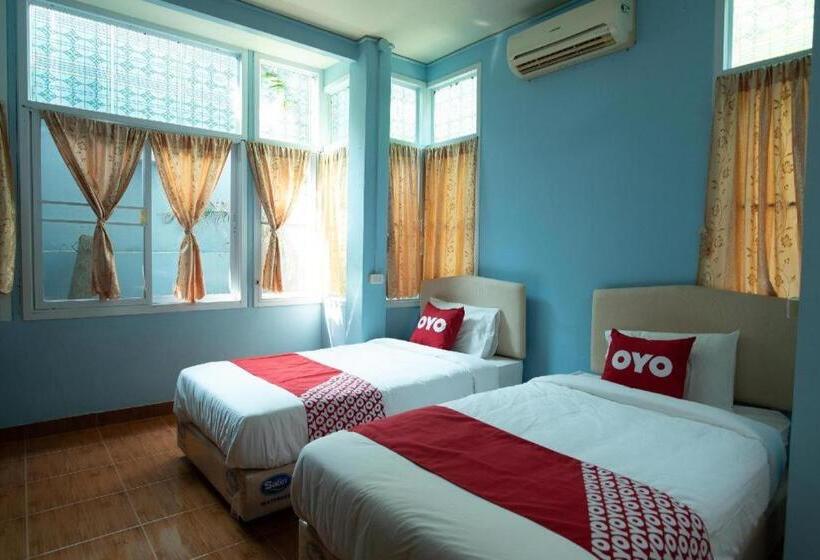 Otel Raknatee Resort