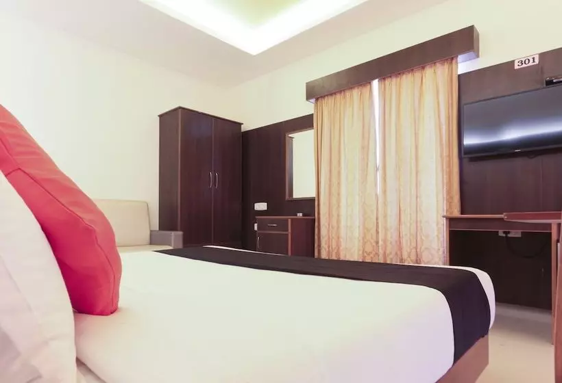 Hotelli Capital O 47729  Saravana Bhavan