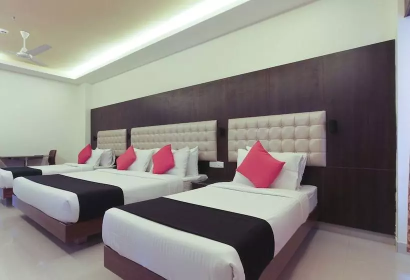 Hotelli Capital O 47729  Saravana Bhavan