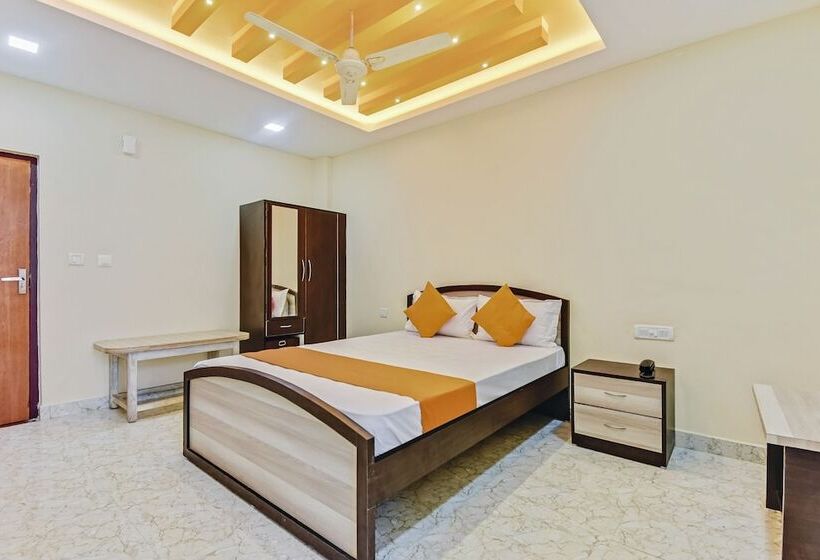 Hotel Spot On 46956 Kalparukshaa Lodge