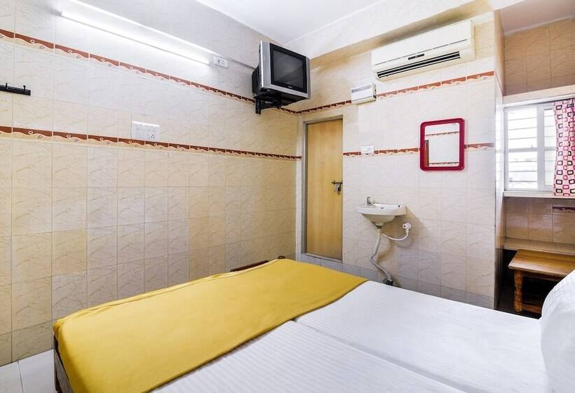 בית מלון כפרי Spot On 49347 Jayalakshmi Residency Lodge