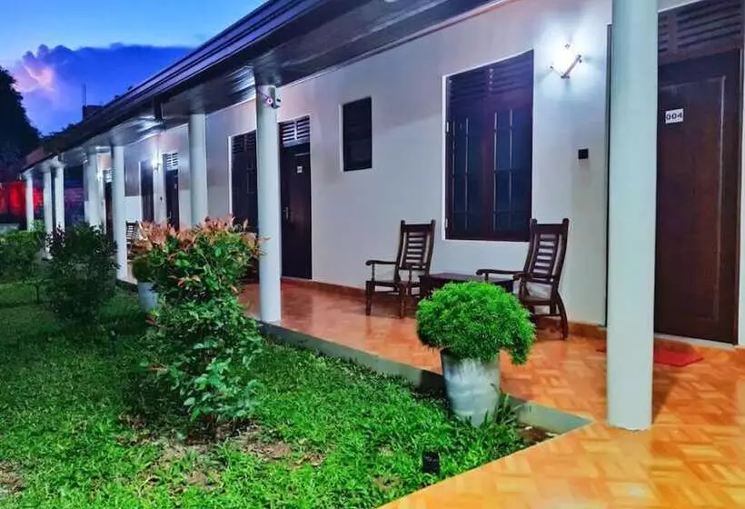 Majatalo Blue Water Lily Yala