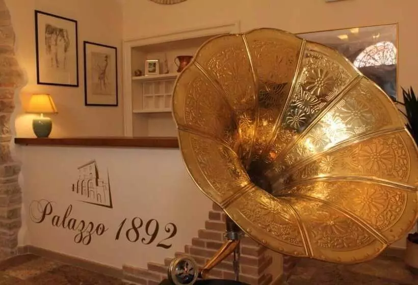 Majatalo Palazzo 1892 Guest House