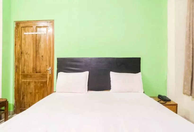 Spot On 49159 Hotel Digantika