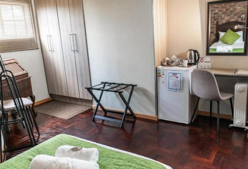 Bastille De Blignaut B&b