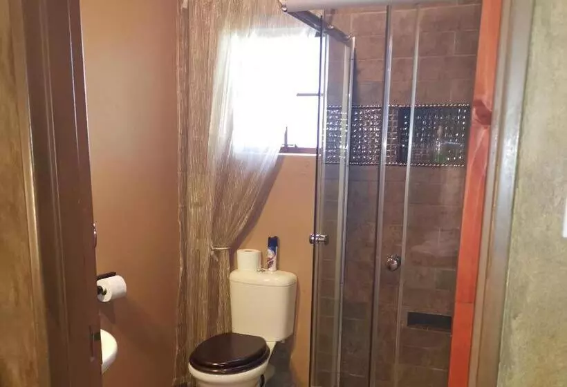 Bastille De Blignaut B&b