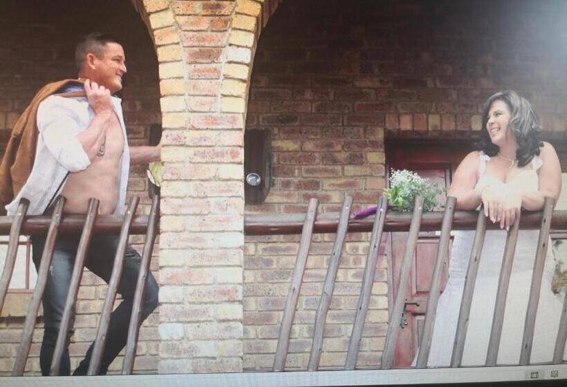 Bastille De Blignaut B&b