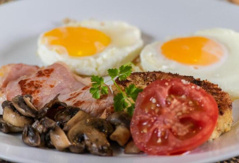 Bastille De Blignaut B&b