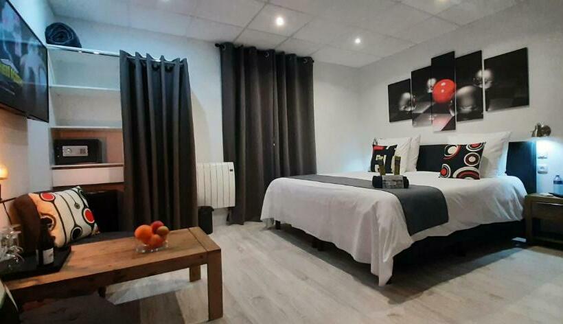 مبيت وإفطار Kassanos La Garenne