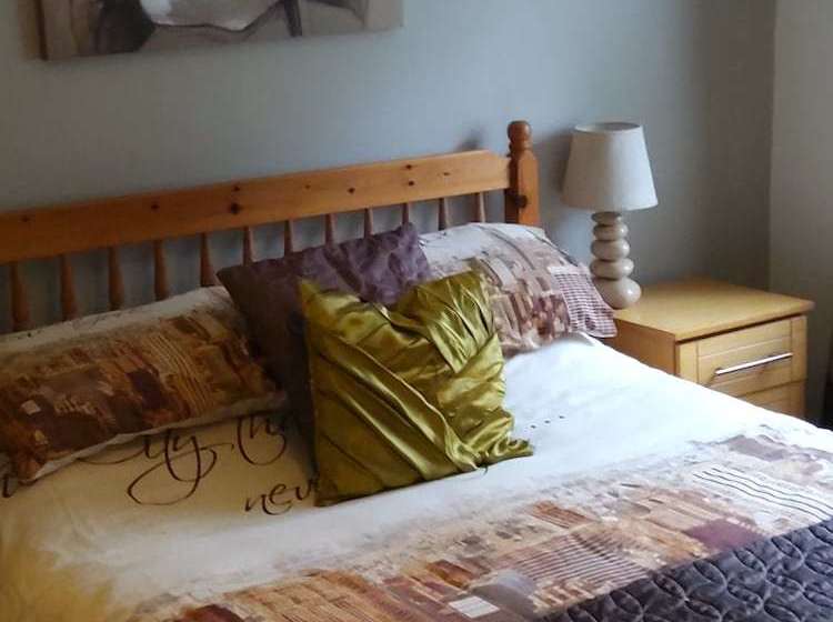 Bed and Breakfast Country Cottage Ballinlough