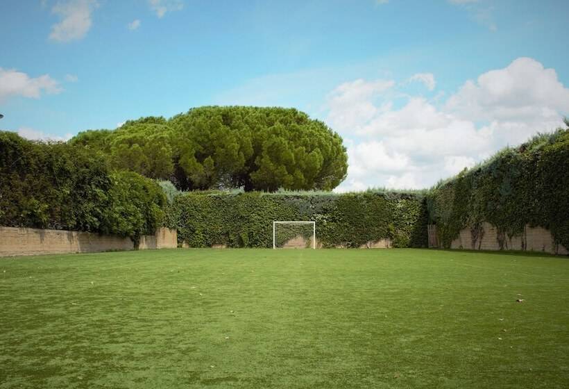 簡易ホテル La Ripa