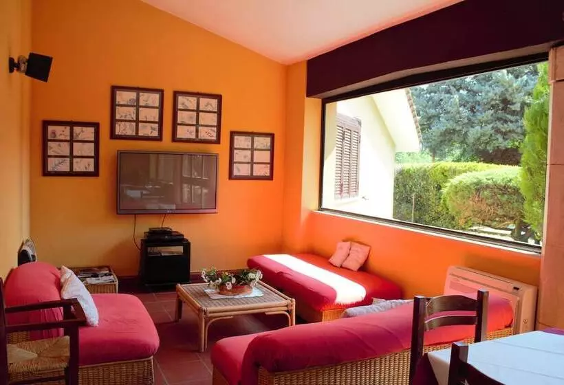 簡易ホテル La Ripa