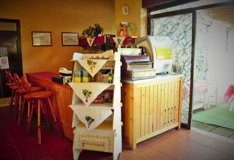 簡易ホテル La Ripa