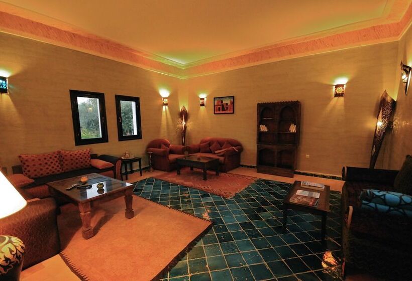 簡易ホテル Les Oliviers De L Atlas