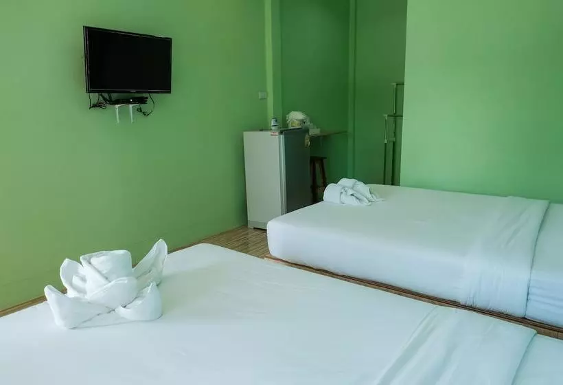 Hotelli Baan Chalong