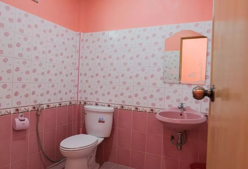 Hotelli Baan Chalong