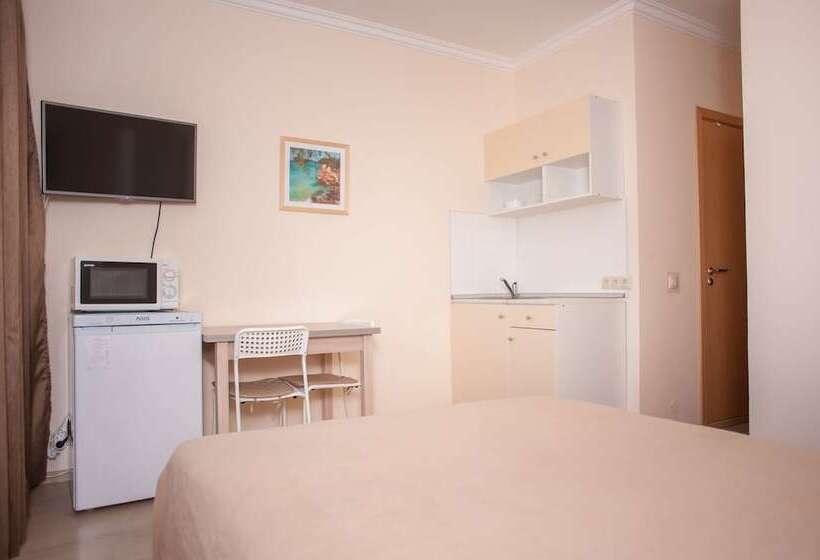 هتل Maloyaroslavets