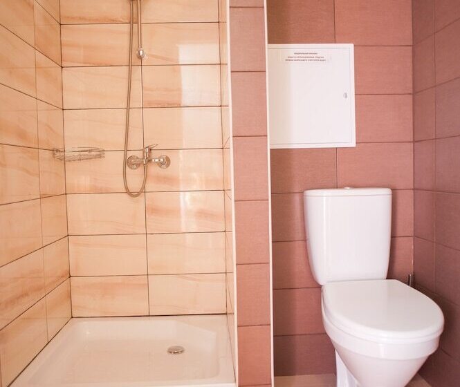 هتل Maloyaroslavets