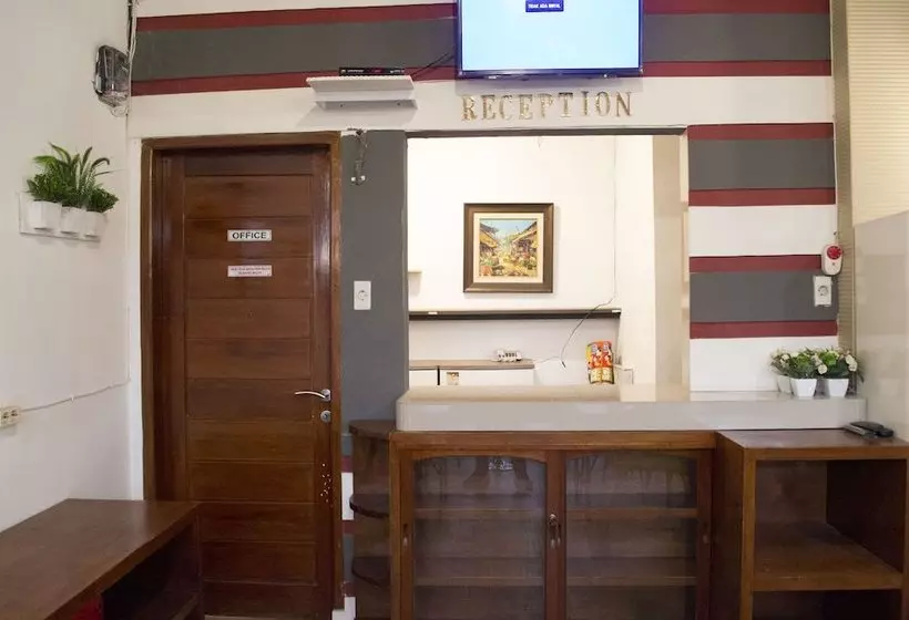 هتل Mh Homestay By Oyo Rooms