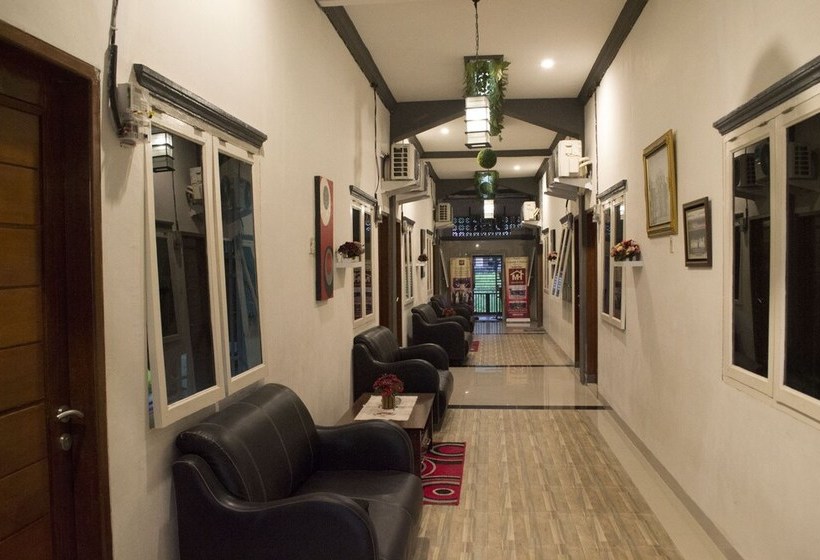 Отель Mh Homestay By Oyo Rooms