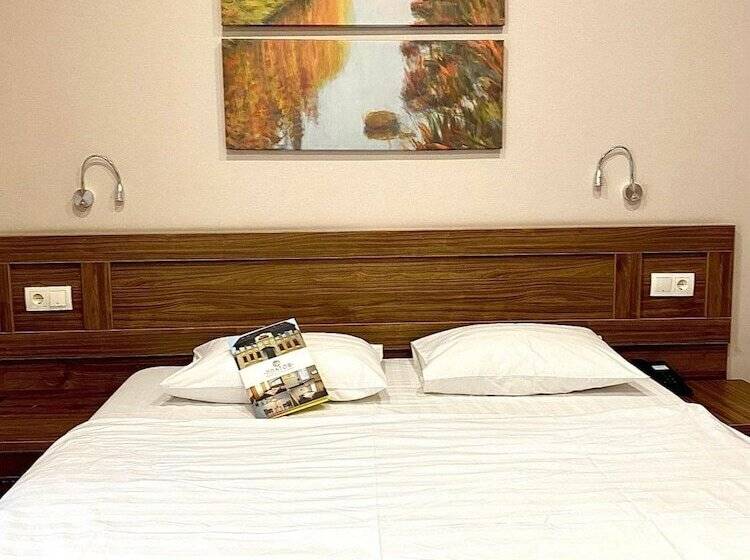 Szálloda Platov On Dubovskogo