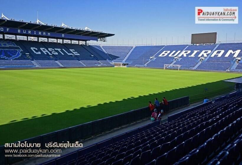 Szálloda Raveekan Resort