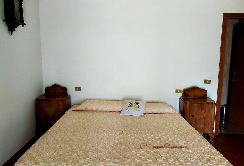 בית מלון כפרי Bioagriturismo Olistico Valtidone Verde