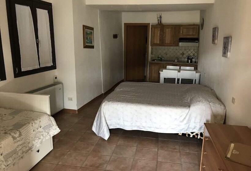 בית מלון כפרי Bioagriturismo Olistico Valtidone Verde