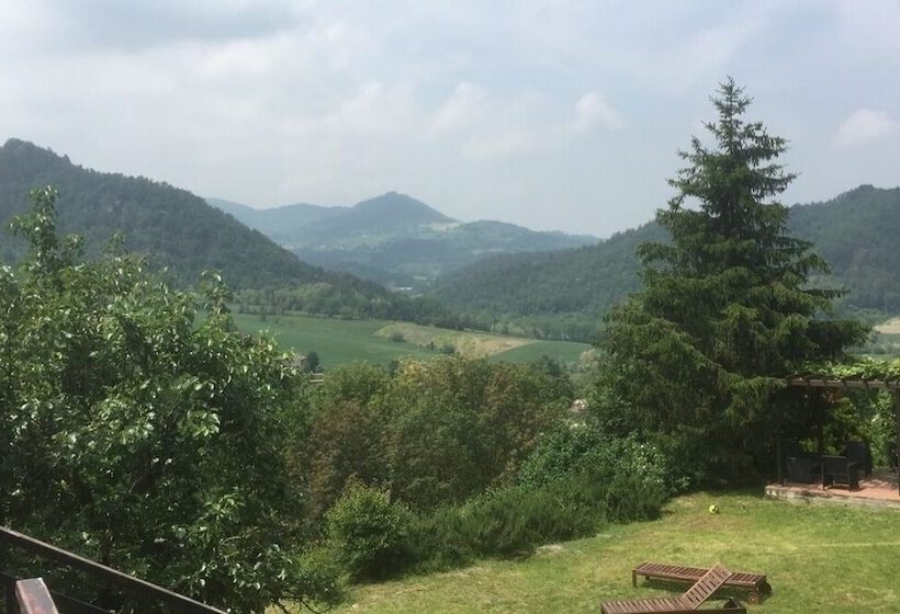 בית מלון כפרי Bioagriturismo Olistico Valtidone Verde