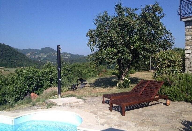 בית מלון כפרי Bioagriturismo Olistico Valtidone Verde