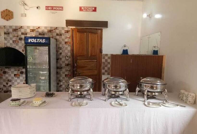 Hotel Sarthak Residency