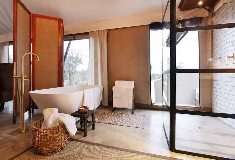 Hotelli Thabamati Luxury Tented Camp