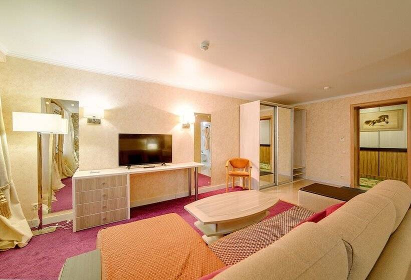 בית מלון כפרי Yahonty Tarusa