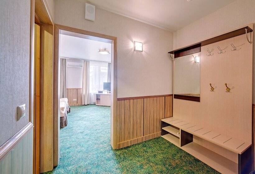 בית מלון כפרי Yahonty Tarusa