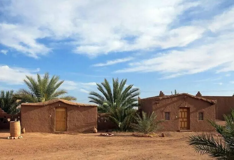 پانسیون Camping Les Palmeraies