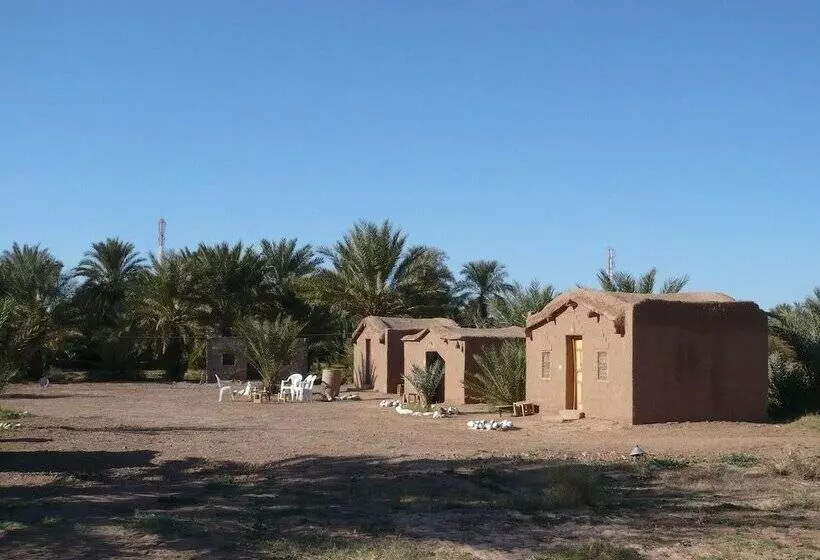 پانسیون Camping Les Palmeraies