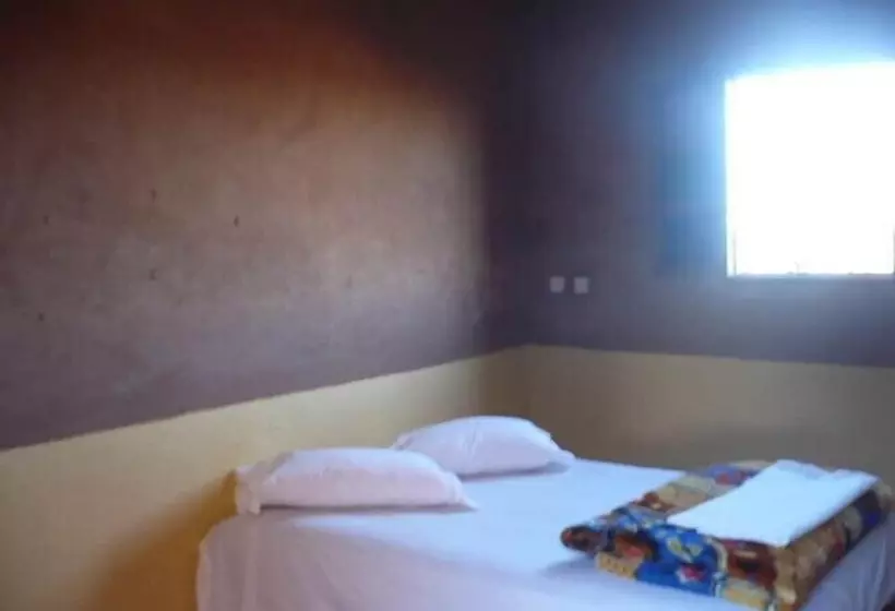 پانسیون Camping Les Palmeraies