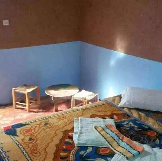 پانسیون Camping Les Palmeraies