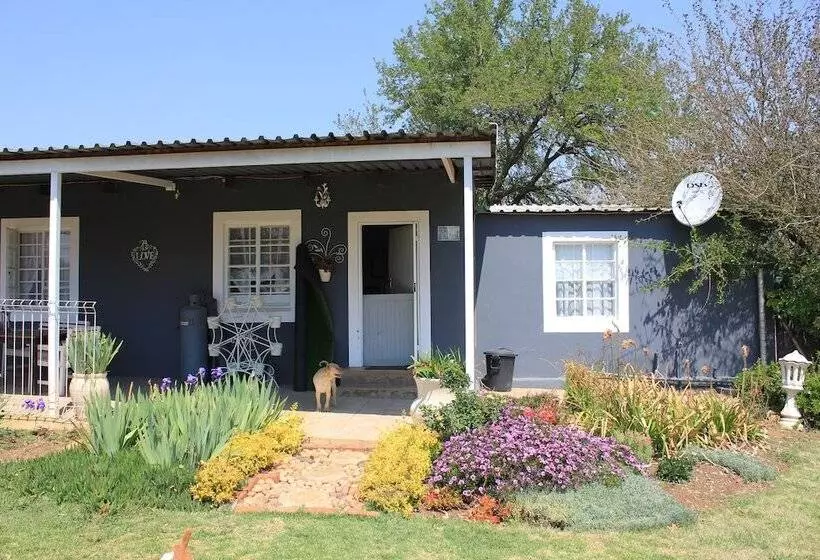 Majatalo Stoneybrooke Farm