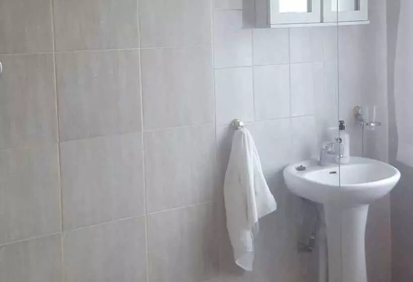 Majatalo Stoneybrooke Farm