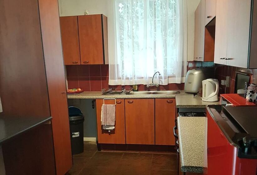 פנסיון Stoneybrooke Farm