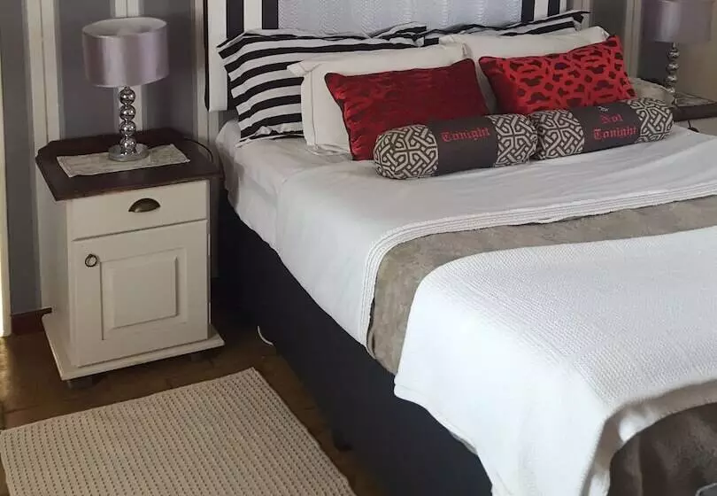 Majatalo Stoneybrooke Farm